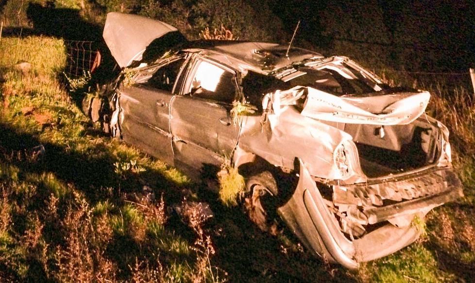 Vola fuori strada con l’auto 42enne ferito in modo grave