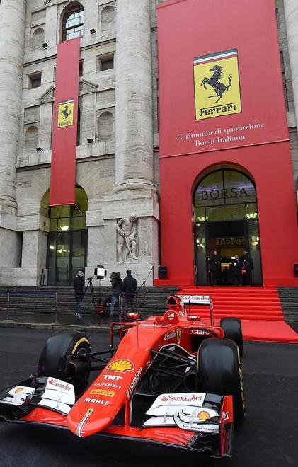 Primo balzo della Ferrari in Borsa 