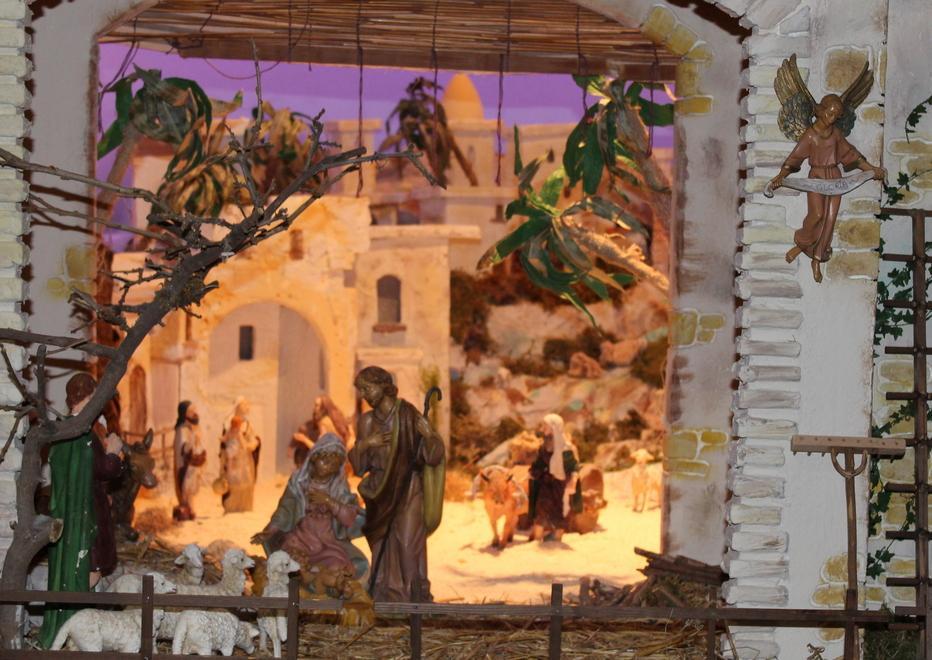 Nella chiesa un presepe da non perdere 