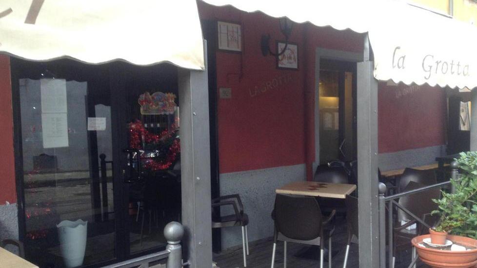 Ladri in azione al bar La Grotta