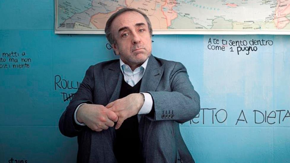 Incontro in attesa della “Scuola” di Silvio Orlando