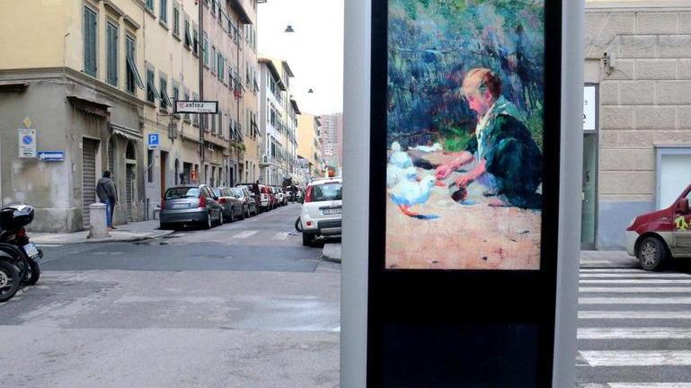 Sui totem appaiono i quadri di Fattori ma le info sono un flop