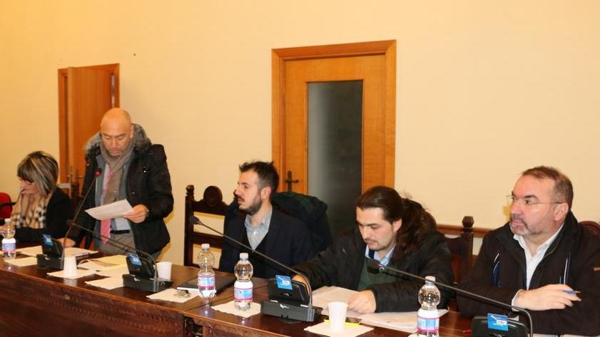 Sorso, il Consiglio si convoca al telefono