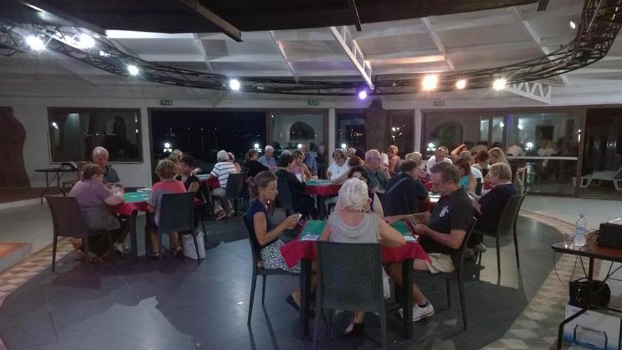 Nottambula, in sala tornei di burraco