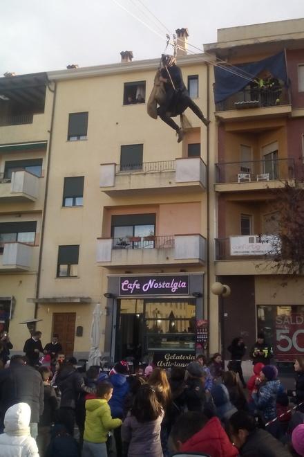 Bambini in festa con i vigili del fuoco