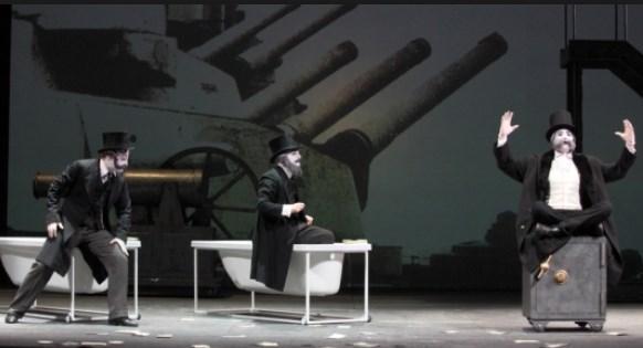 Un'immagine dello spettacolo finale di Carissimi Padri