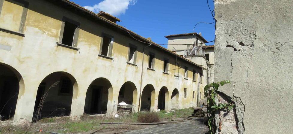 Stadio e Fattoria medicea: i sogni restano nel cassetto 