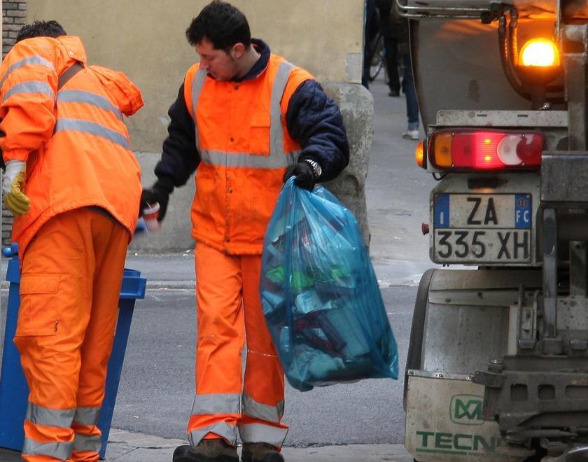 Entro l’anno funzionerà solo il “porta a porta”