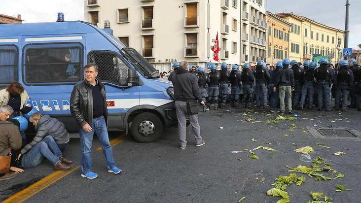 «Ritorsioni e ricatti», rabbia dopo l’annuncio del Daspo