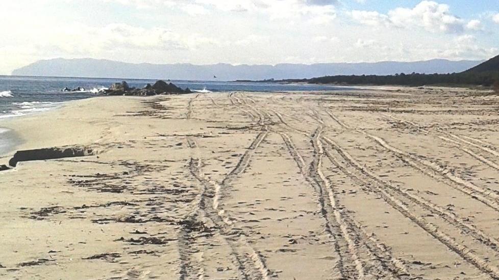 Motociclisti vandali a Berchida