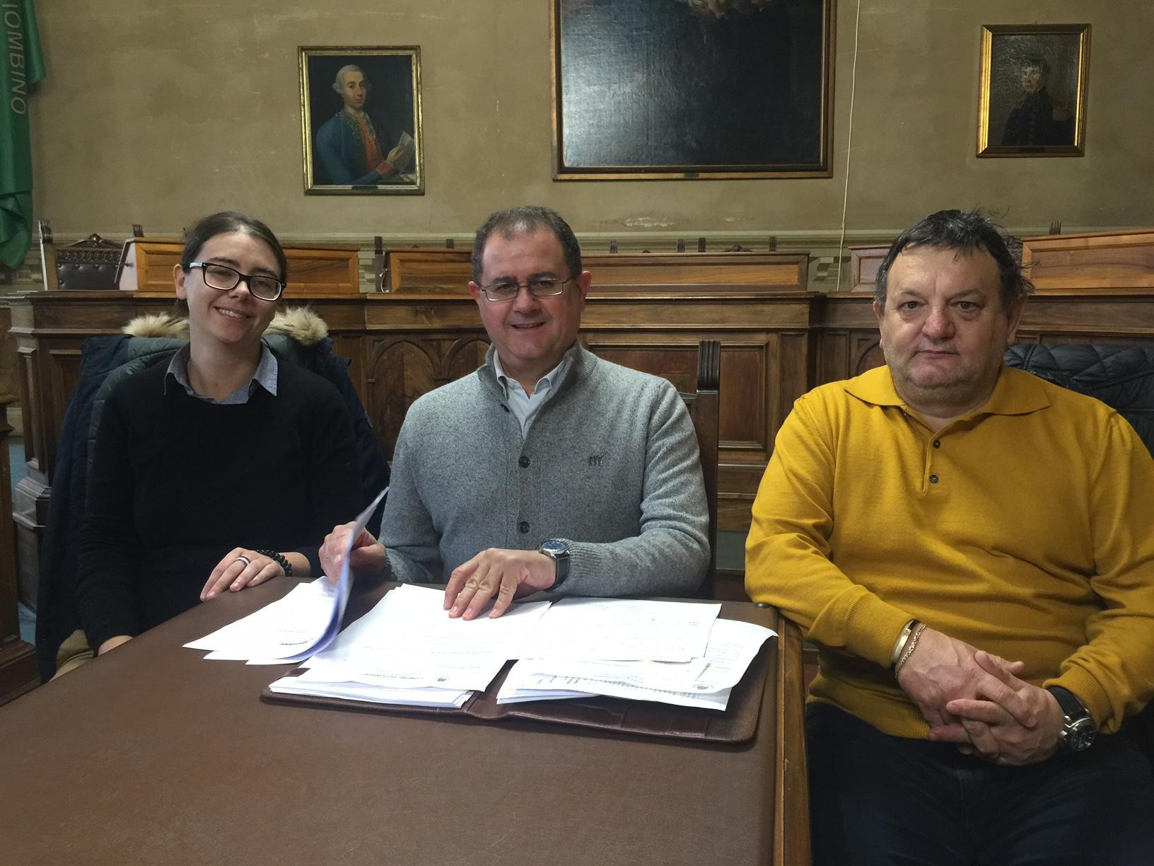 Il sindaco con Carla Maestrini e Ilvio Camberini