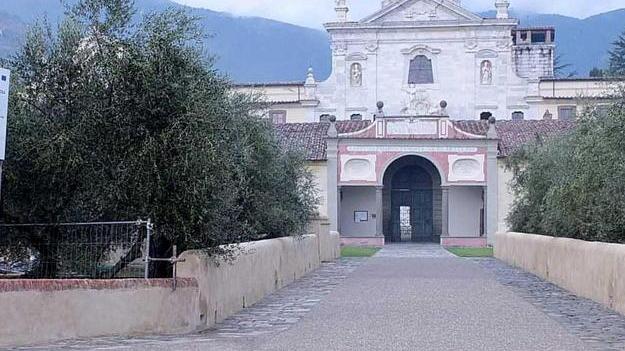 Multe a raffica alla Certosa in occasione della Befana