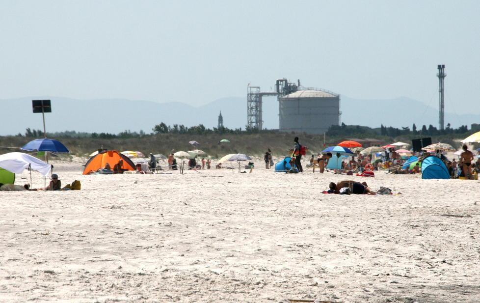 Così non si libera l’area a mare dall’industria, per Solvay è un aiuto alla partita energia