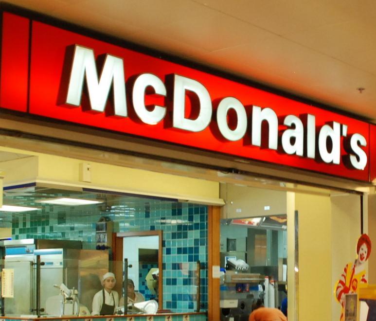 McDonald’s, 10mila euro per due scuole isolane