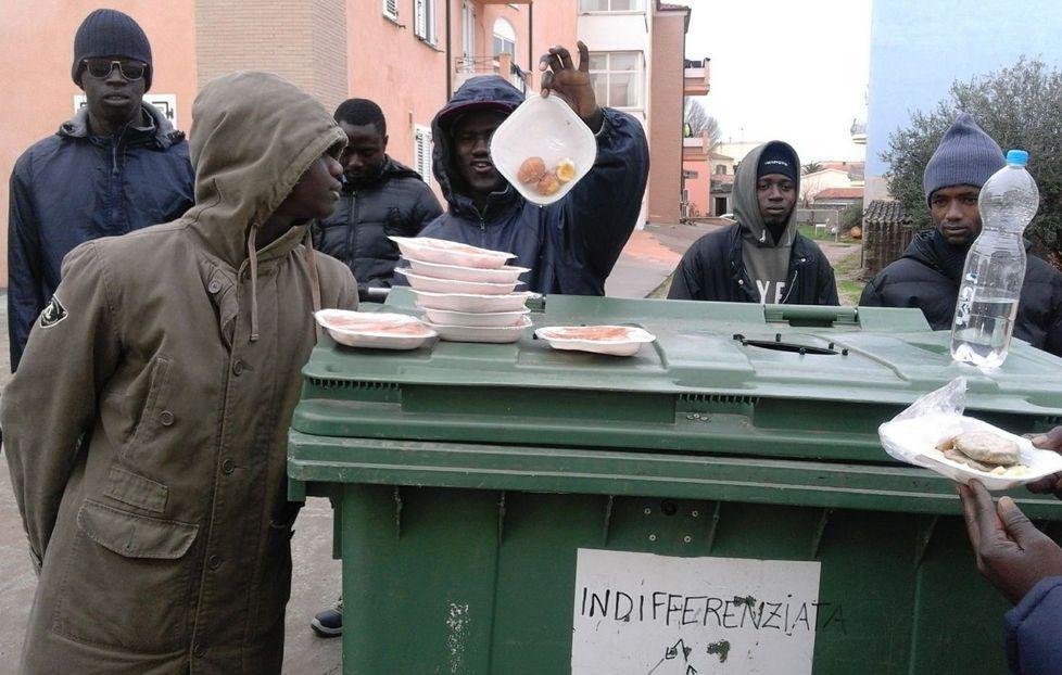 Il prefetto allontana dieci richiedenti asilo 