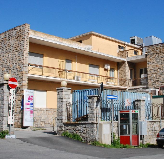 Punti nascita, il Paolo Dettori adesso è a rischio