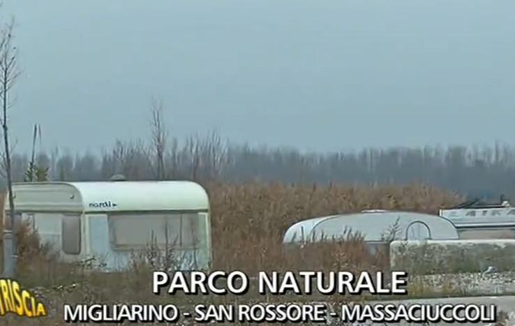 Parco di S. Rossore, va in tv il campo rom e scoppia la bagarre