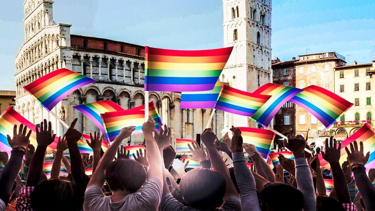 La manifestazione per le unioni civili arriva anche a Lucca