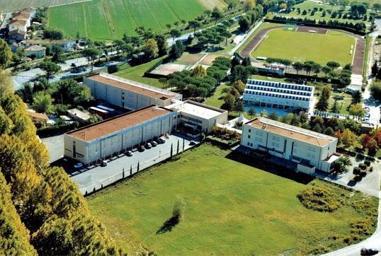 Una veduta dall'alto dell'ex Hotel Granduca