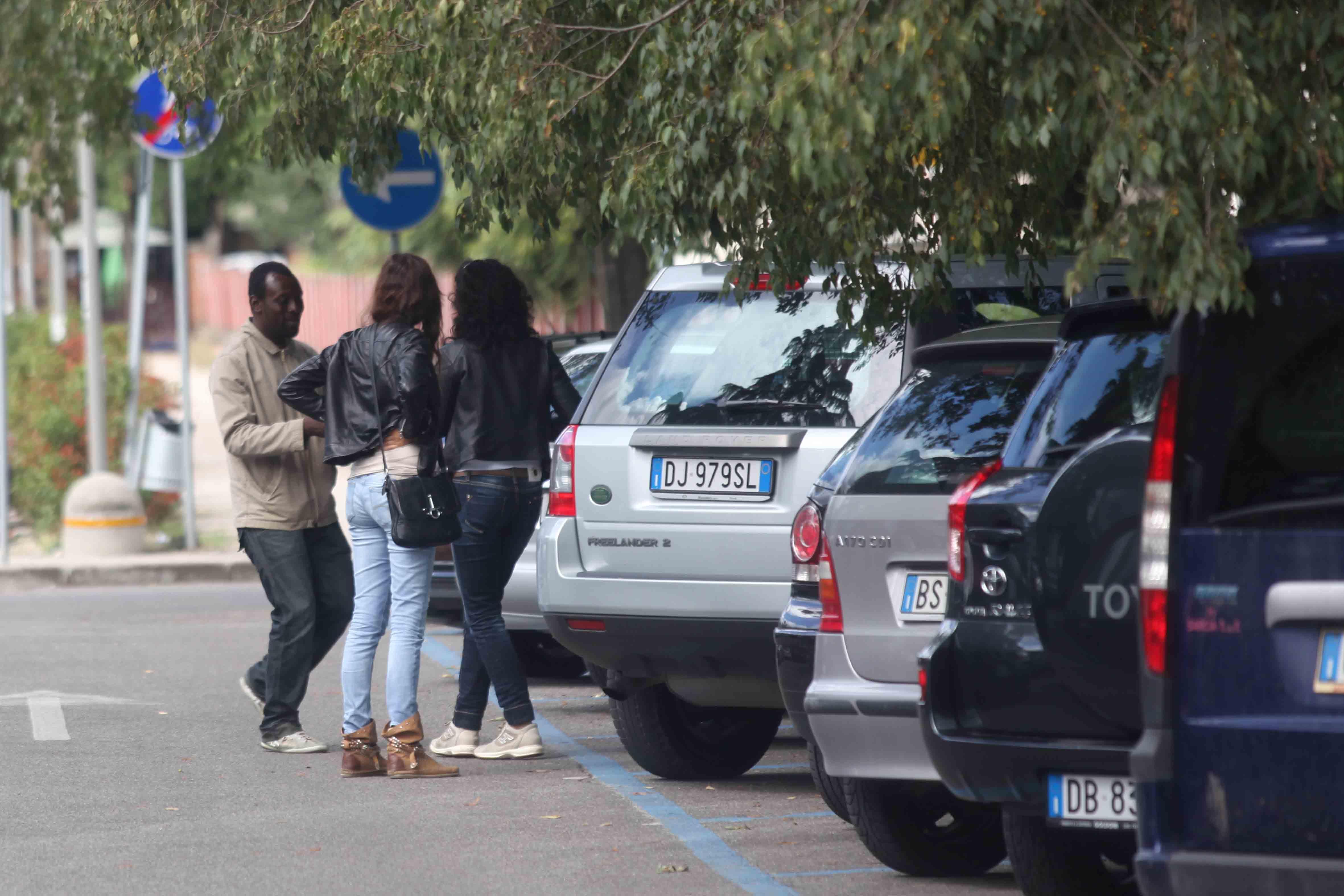 Reggio Emilia, al via i lavori per la sbarra antiabusivi al parcheggio dell'ospedale