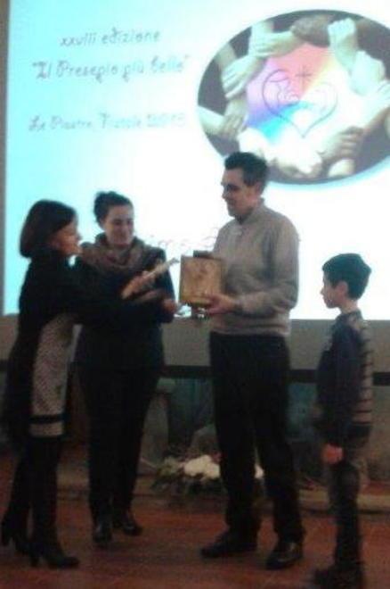 Profughi e accoglienza: il messaggio dei presepi premiati alle Piastre 