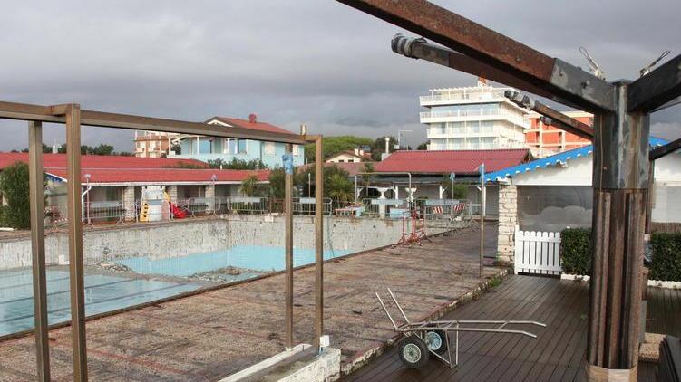 In vendita l’hotel Candia Un sollievo per Focette