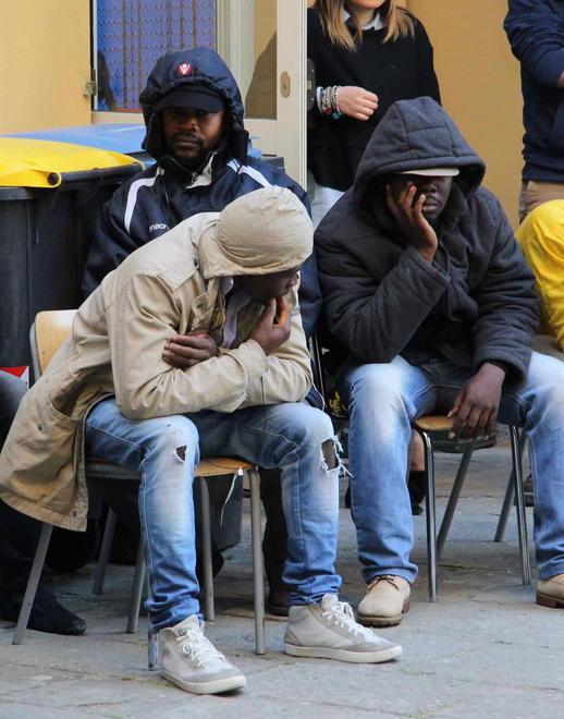 Resiste allo sgombero del centro profughi La lotta di Lassana 