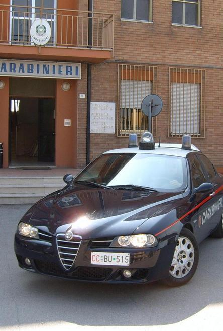 Spacciavano droga, due persone in arresto 