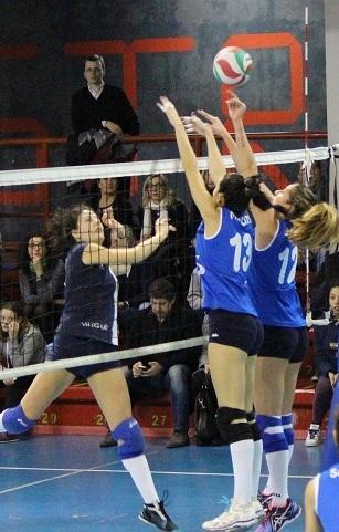 Ariete rimaneggiata cede nel finale 