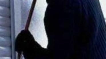Sorpreso a rubare da un pensionato Arrestato pratese