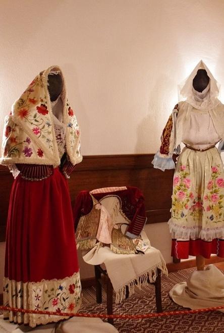 Le donne di Sara Bachmann in mostra alla casa delle fate 