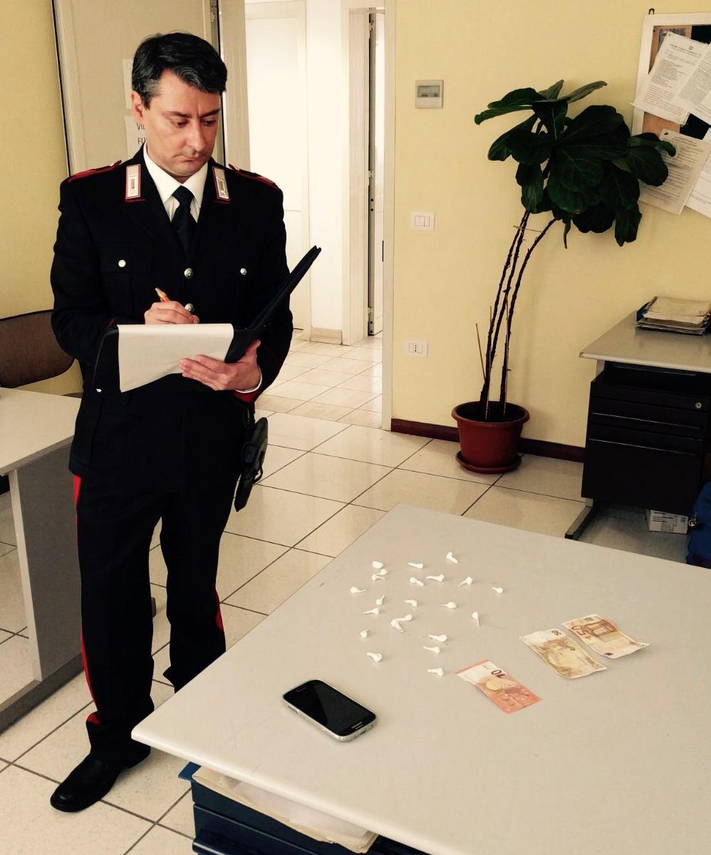 Il materiale sequestrato dai carabinieri