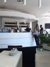Colpo grosso al bar Miraglia, rubati mille pacchetti di sigarette 