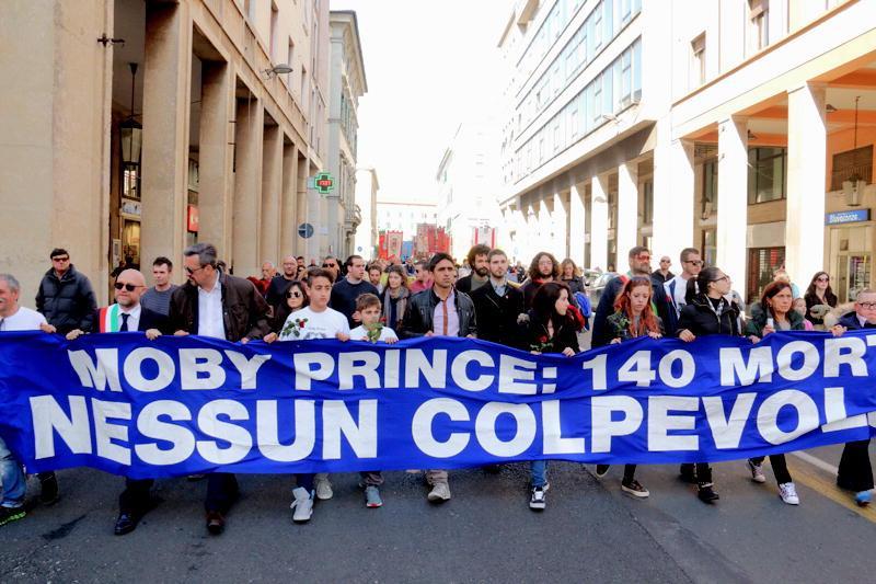 Moby Prince, sopralluogo della commissione d'inchiesta a Livorno