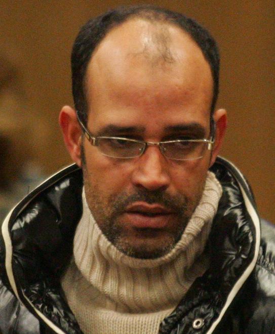 Uccise la moglie che voleva convertirsi, niente sconti 