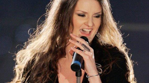 "Blu" è la nuova canzone di Irene Fornaciari per la sfida di Sanremo