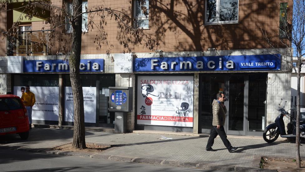 Passa di mano la farmacia Ticca, in viale Trento nuova gestione 