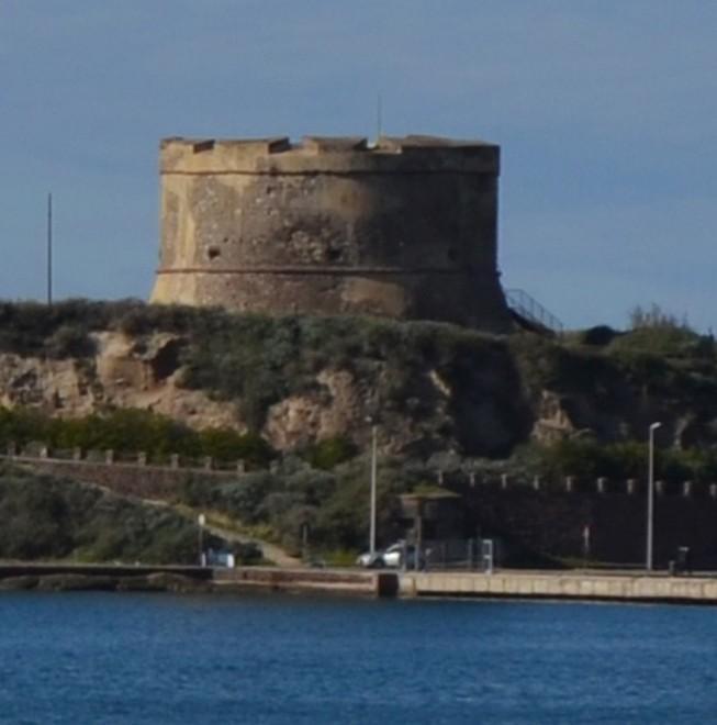 Nuovi lavori all’isola Rossa Ma la riapertura è lontana 