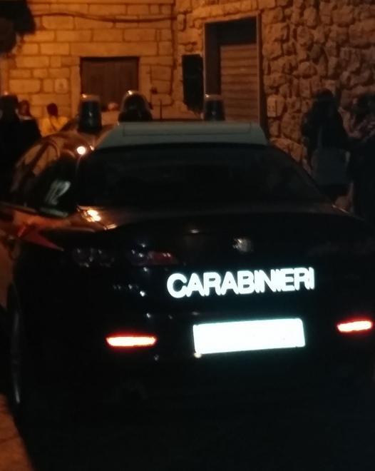 Pregiudicato picchia la moglie e i carabinieri lo arrestano