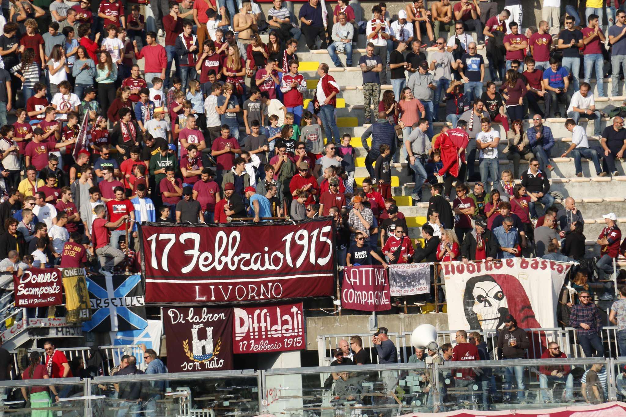Tifosi del Livorno diretti a Pescara per il match: ecco dove uscire per arrivare allo stadio