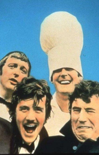 Al “Michelangelo” di Modena arrivano i nostri Monty Python 