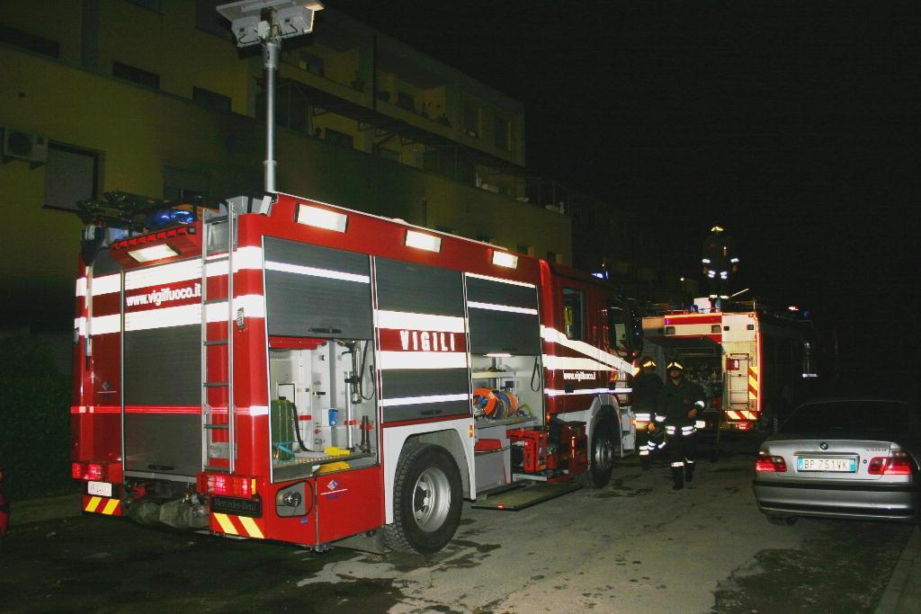 Anziano tramortito da una scossa elettrica