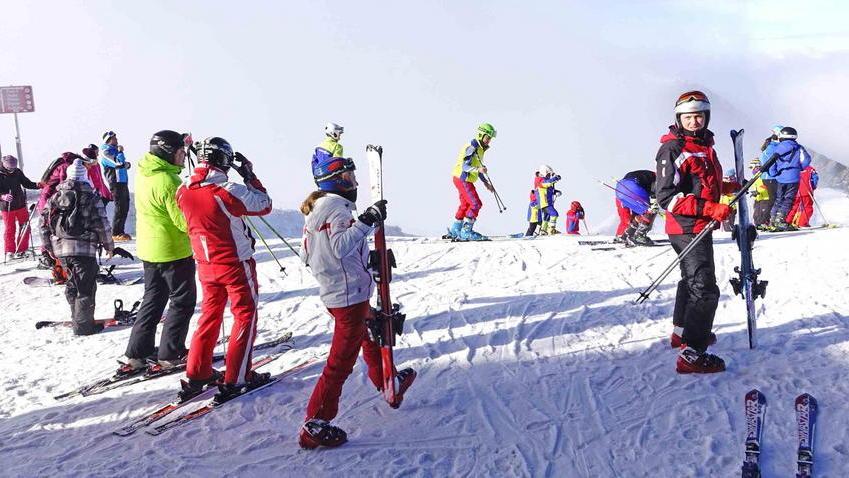 La neve sta arrivando e intanto ad Abetone cannoni a tutta forza