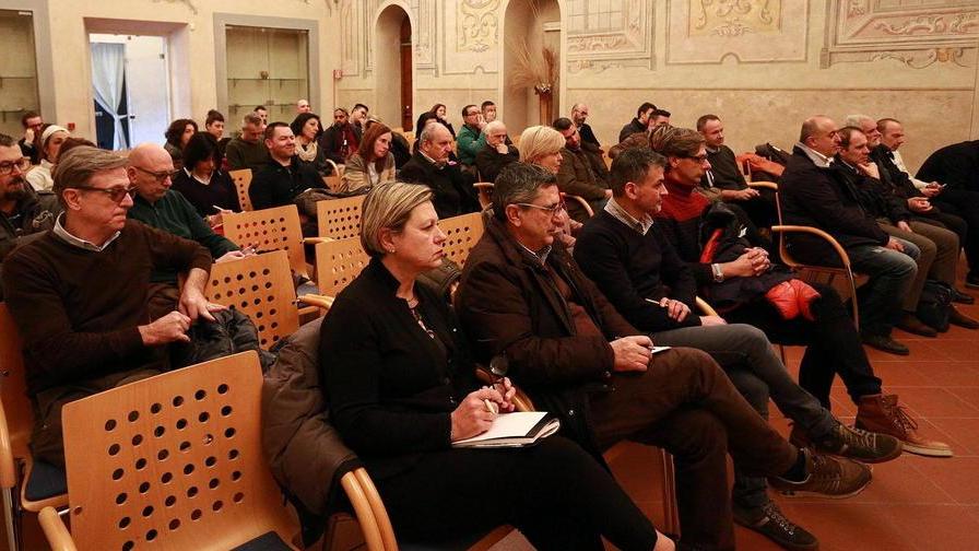 Carnevale sul ghiaccio Rimane la pista in piazza