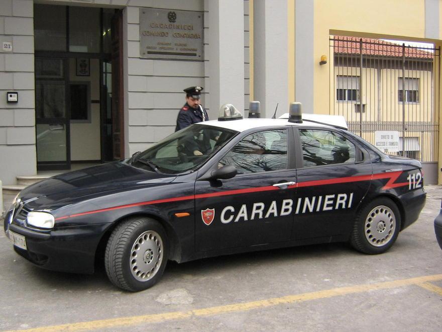 Raid di una banda di ladri in un bar di Sillicagnana