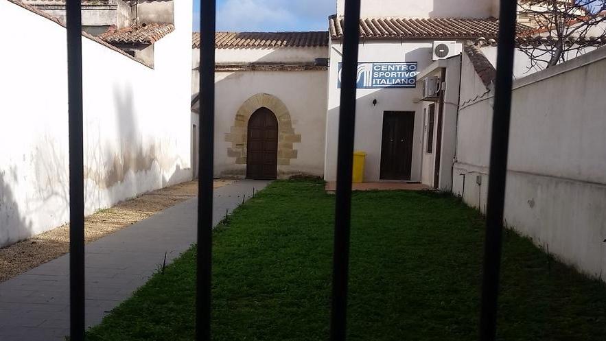 Un giro turistico tra le chiese chiuse