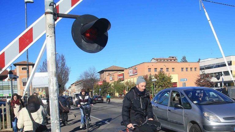 «Le sbarre? Si alzano in media dopo 4 minuti»