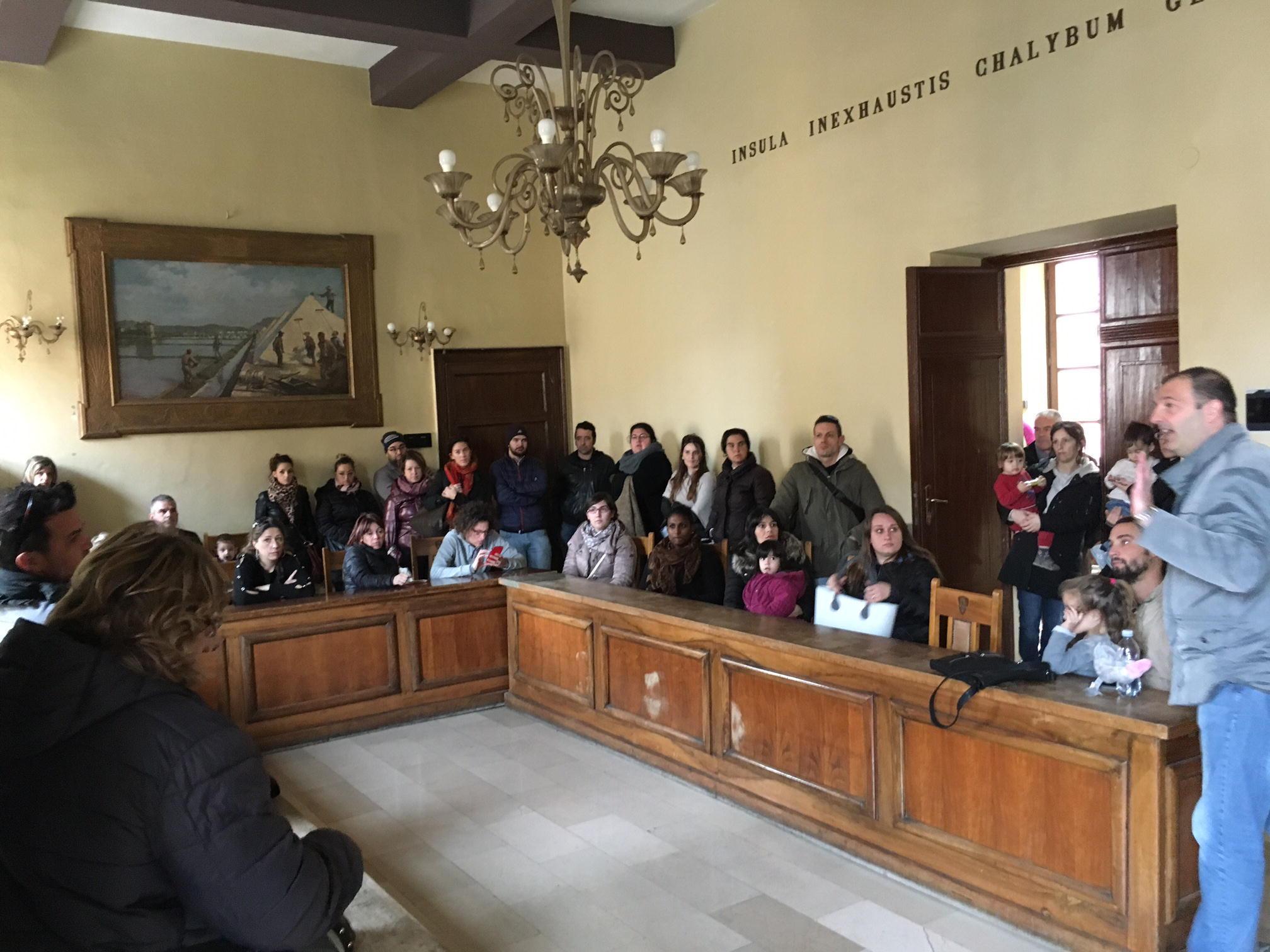 Genitori in sala consiliare
