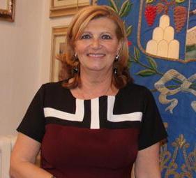 Lucia Lorenzini va in pensione e il Comune perde un pezzo di storia del commercio