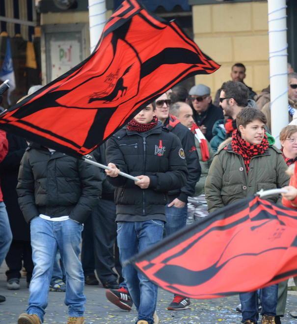 La Croce in cerca di vittoria 